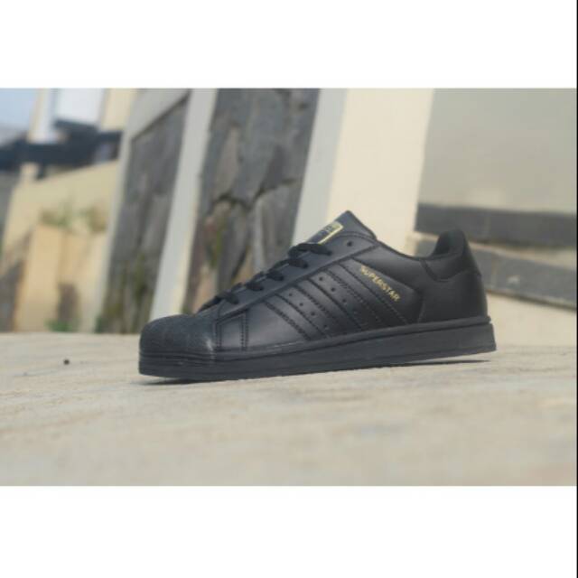 SEPATU ADIDAS SUPERSTAR