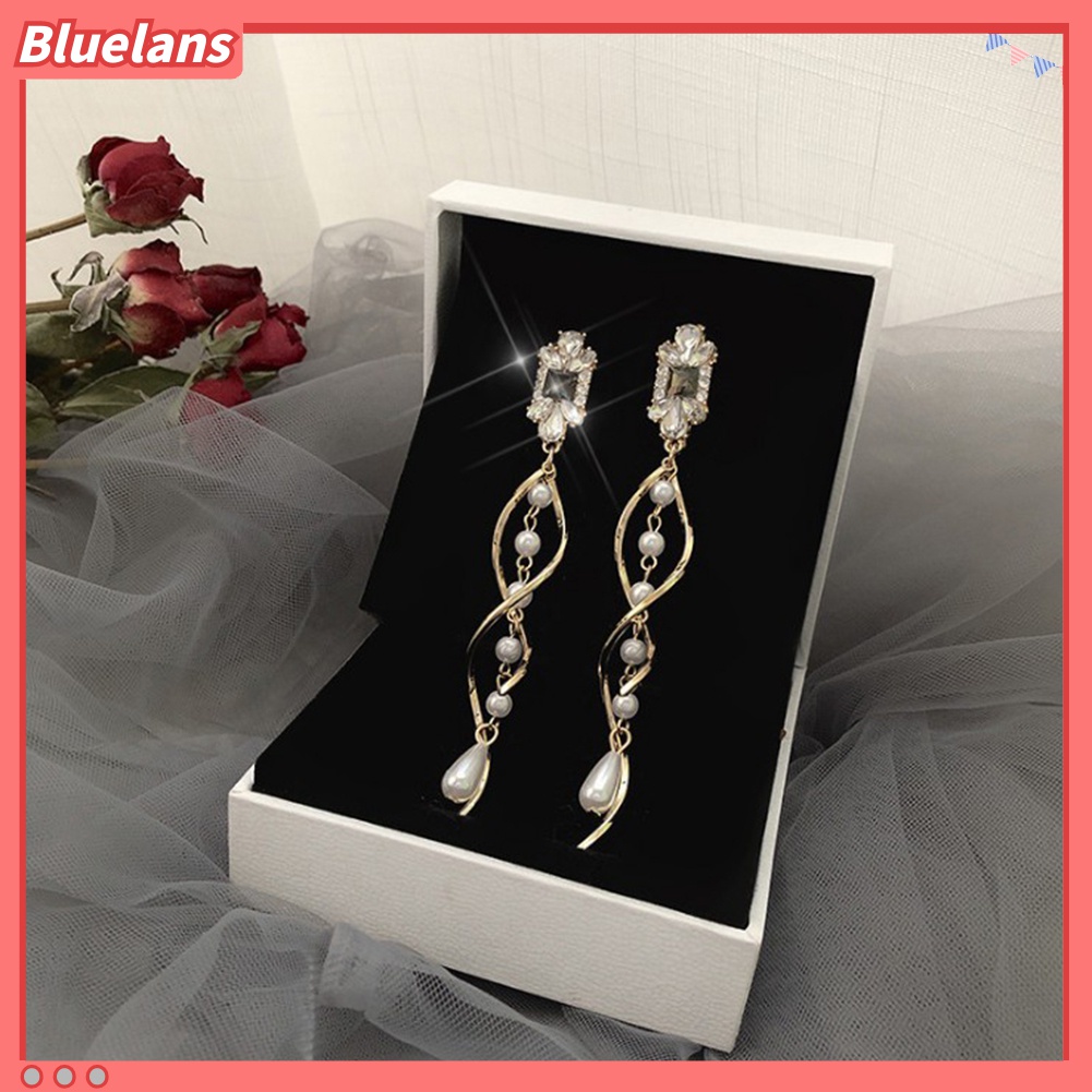 Anting Stud Panjang Menjuntai Aksen Mutiara Berlian Imitasi Untuk Hadiah Wanita