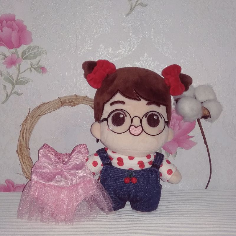 (Mohon Baca Deskripsi) Ready Preloved Boneka Do EXO Dyo BbiBbi Kyungsoo 20cm Clothes Baju Overall KP