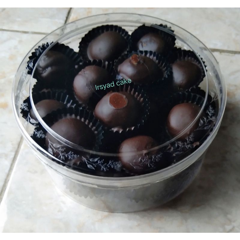 

Bola bola coklat biskuit