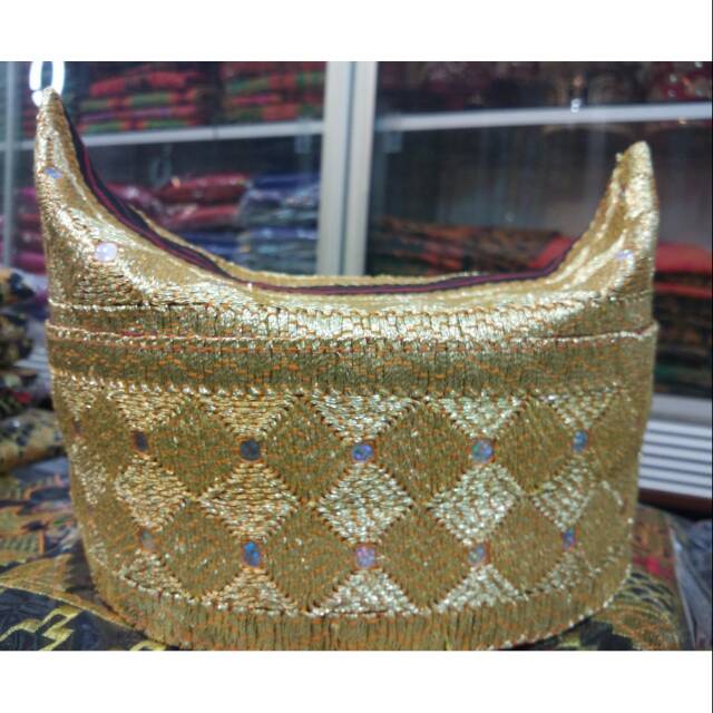 Peci Tapis Lampung (Perahu)