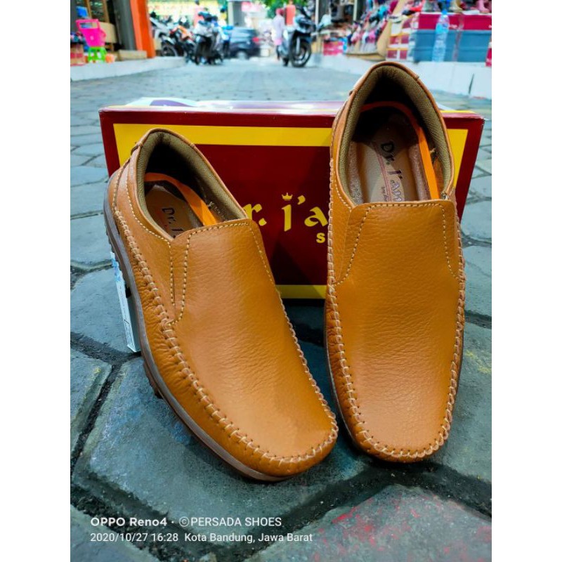 Sepatu Casual Kulit Pria Kr 01 Dr. Iam ( Produksi Sendiri )