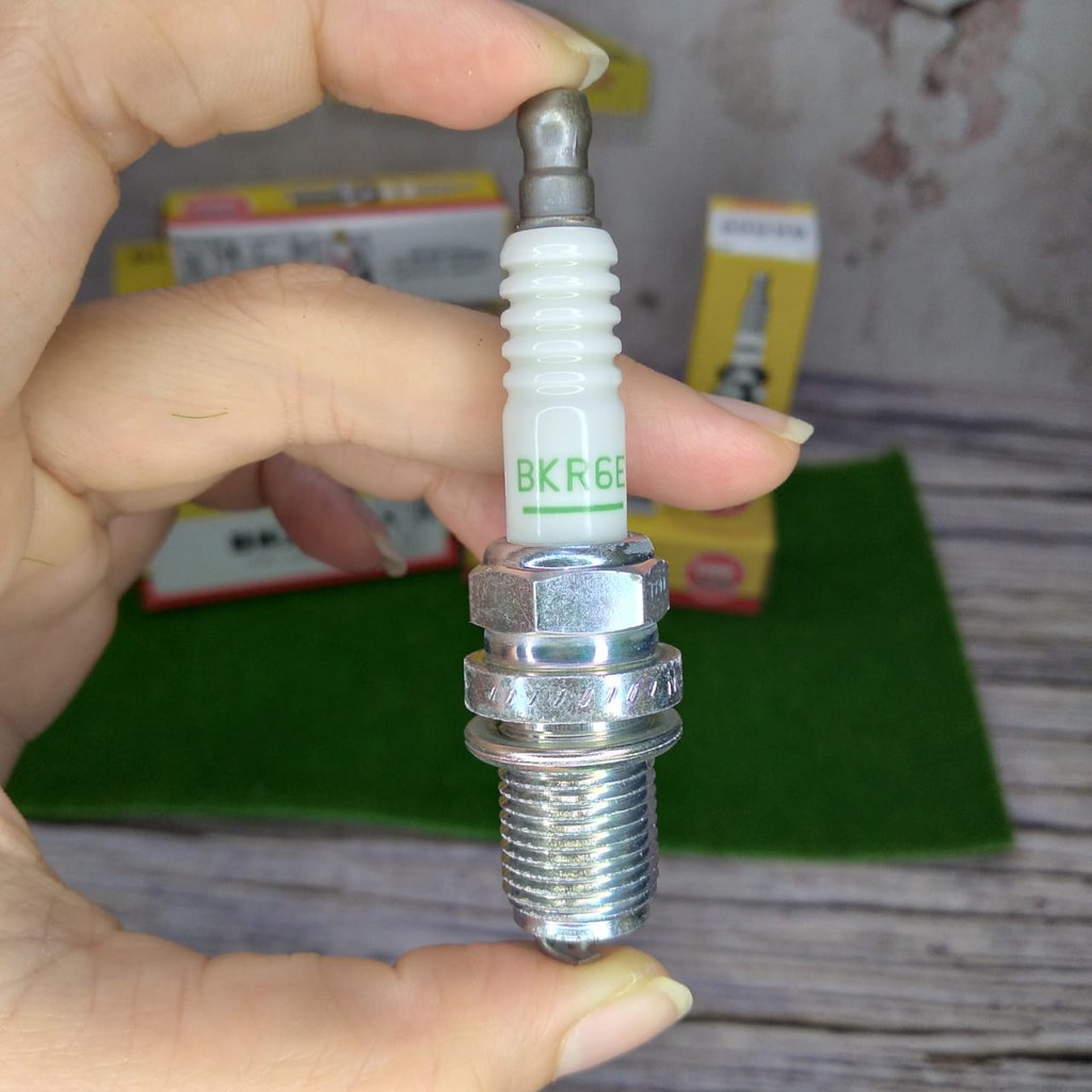 Busi Mobil NGK BKR6E Spark Plug Mitsubishi Galant - Lancer - Maven