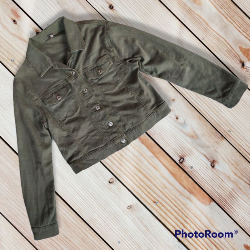 Jaket Denim Jeans Casual Crop Uniqlo Second Seken Original Like New