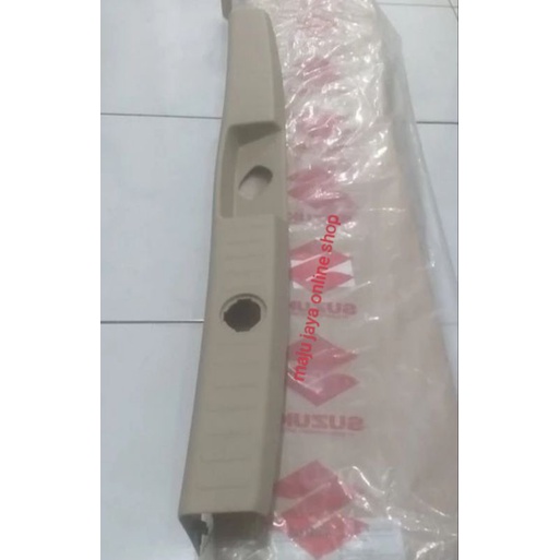 Jepitan Karpet Bagasi Ertiga GL GX original