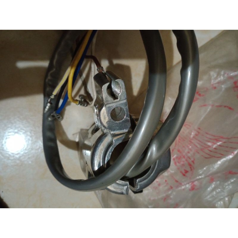 saklar holder kanan honda cb100 cb125 original asli tahun tua
