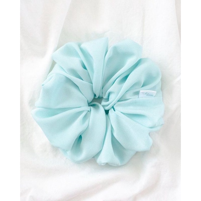 promo scrunchie ikat rambut hijab// beli 3pcs gratis 1 pcs //harga 10000 4 pcs