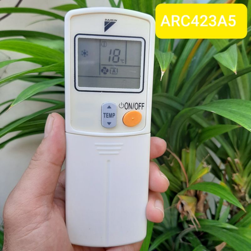 Remote Remot Ac Daikin ARC423A5