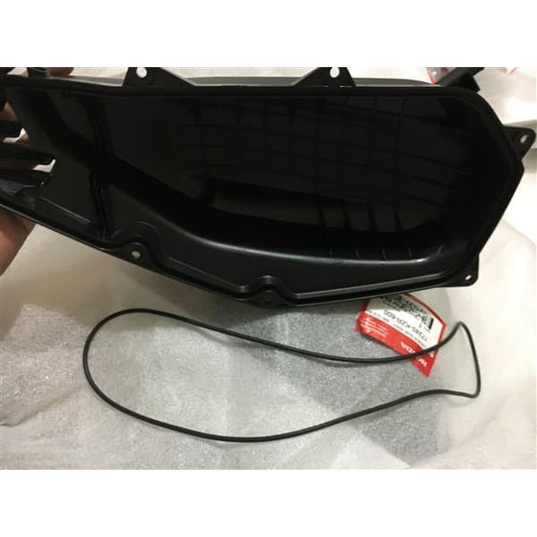 Tutup Box Filter Vario 125   Vario 150 Original Honda