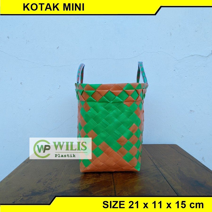 Tas Anyaman Plastik Kotak Mini Hampers / Tas Souvenir Parcel / Tas Berkat Bingkisan Hajatan Kotak Snack