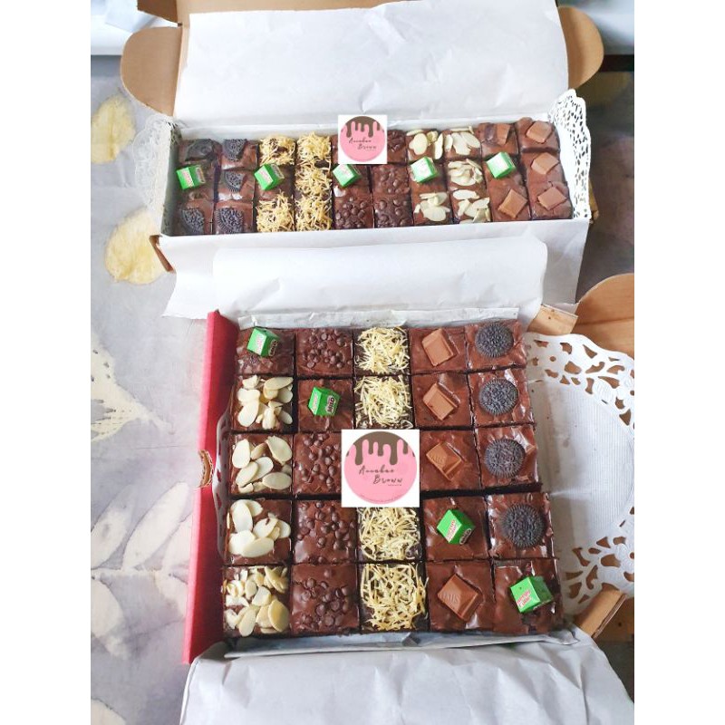 

Annabae Broww : Premium Brownies/brownies panggang/brownies sekat