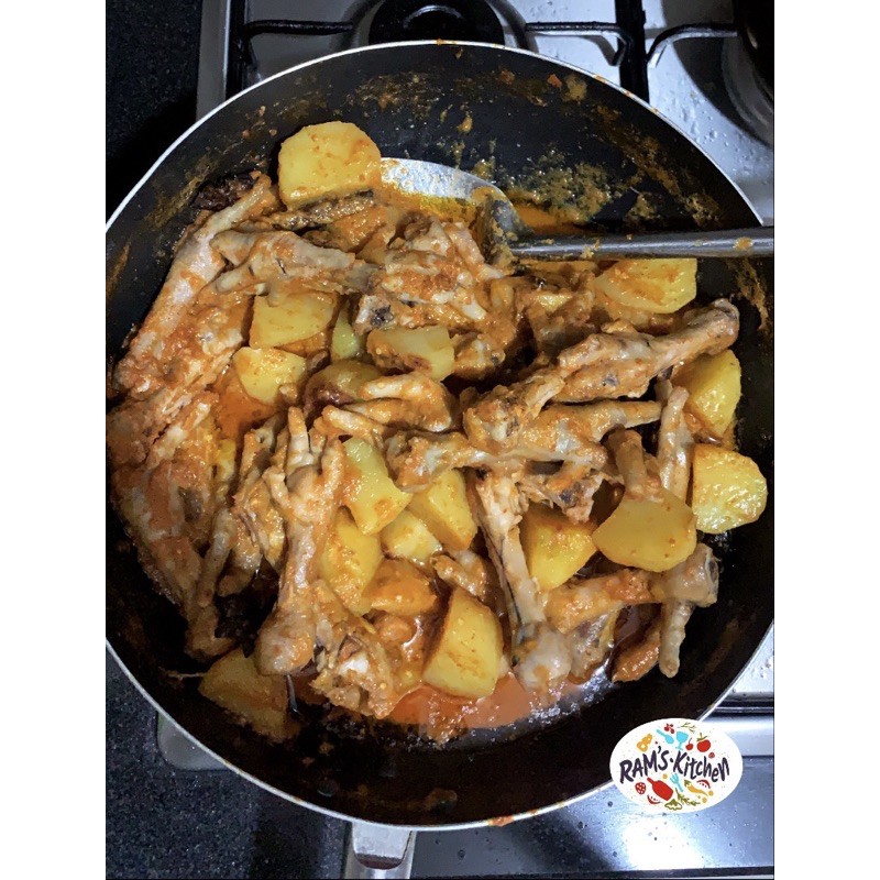 

Ceker Kaliyo khas Minang/Padang Pedas "Pre Order