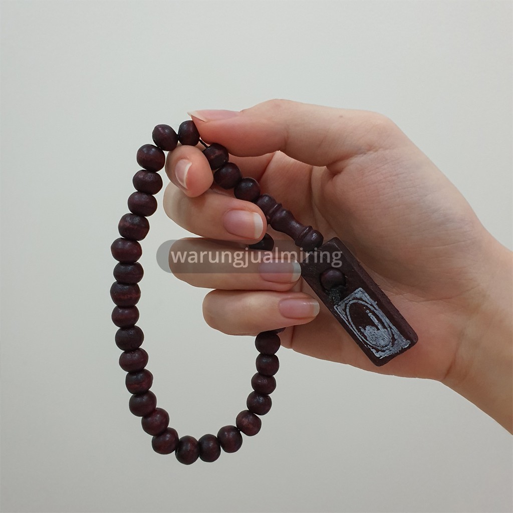 Tasbih Kayu 33 Butir - Sudah Kemas Plastik - Souvenir Hadiah Oleh-Oleh Tasbeh Kecil Dalam Kemasan Gift Sholat Solat Mesjid Masjid Murah Solat Ibadah Sarung Peci Baju Koko Kokoh Pria Wanita Perempuan Laki Cowok Cowo Cewek Cewe Anak Dewasa Pesantren Grosir