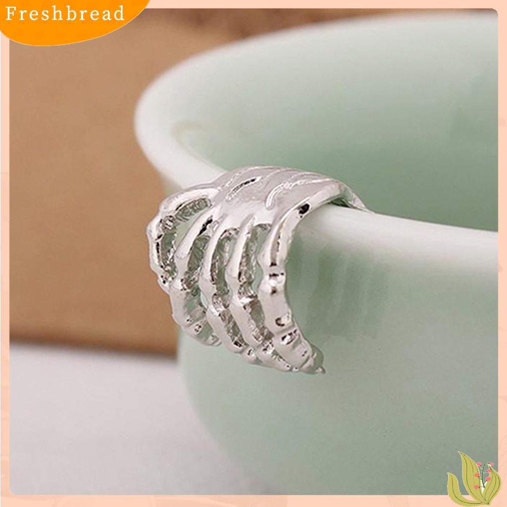 【Fresh】1Pc Unisex Punk Simple Design Silver Color Skeleton Finger Hand Ear Clip Ear Cuff