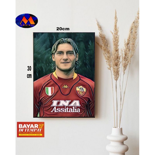 HIASAN DINDING TEMA FRANCESCO TOTTI/POSTER KAYU TOTTI/POSTER TOTTI/AS ROMA