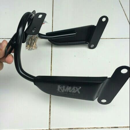Dudukan Plat Nomor New Nmax 2020 / Tatakan Plat Nomor New Nmax 2020