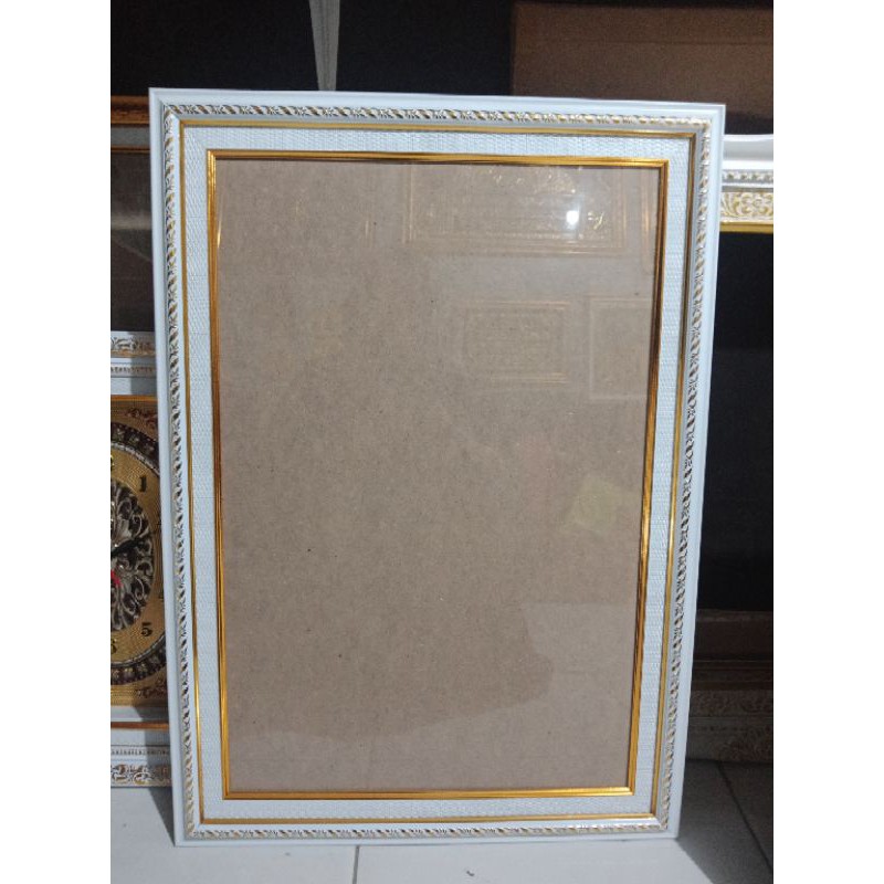Bingkai foto ukuran 40x60cm