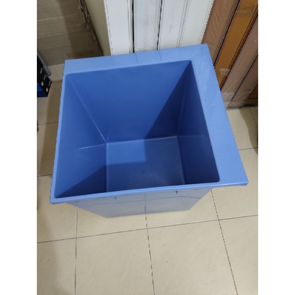 bak air petak plastik/bak mandi segi plastik