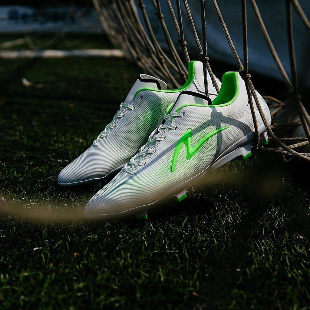 specs lightspeed ultra white green gecko fg sepatu bola
