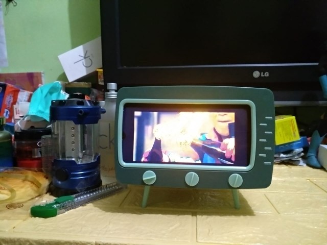 Kotak Tisu Bentuk Tv Retro / Kotak Tisu Unik / Tempat Tisu Tv Retro