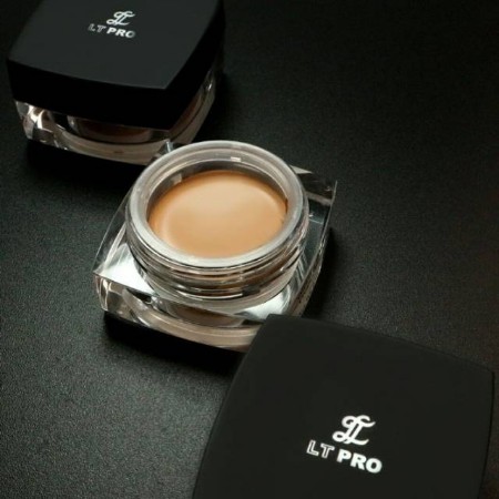 LT PRO SMOOTH CORRECTOR CREAM FOUNDATION