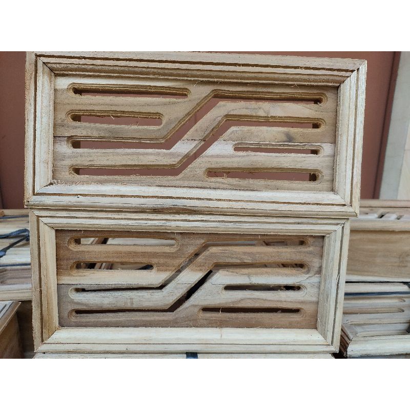 Loster Kayu Jati Jepara Motif Garis Minimalis Ventilasi Kusen Pintu Jendela Utama-5