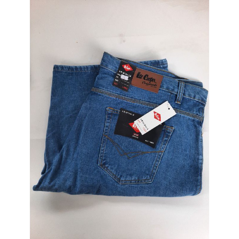 CELANA JEANS PENDEK JUMBO PRIA BIG SIZE