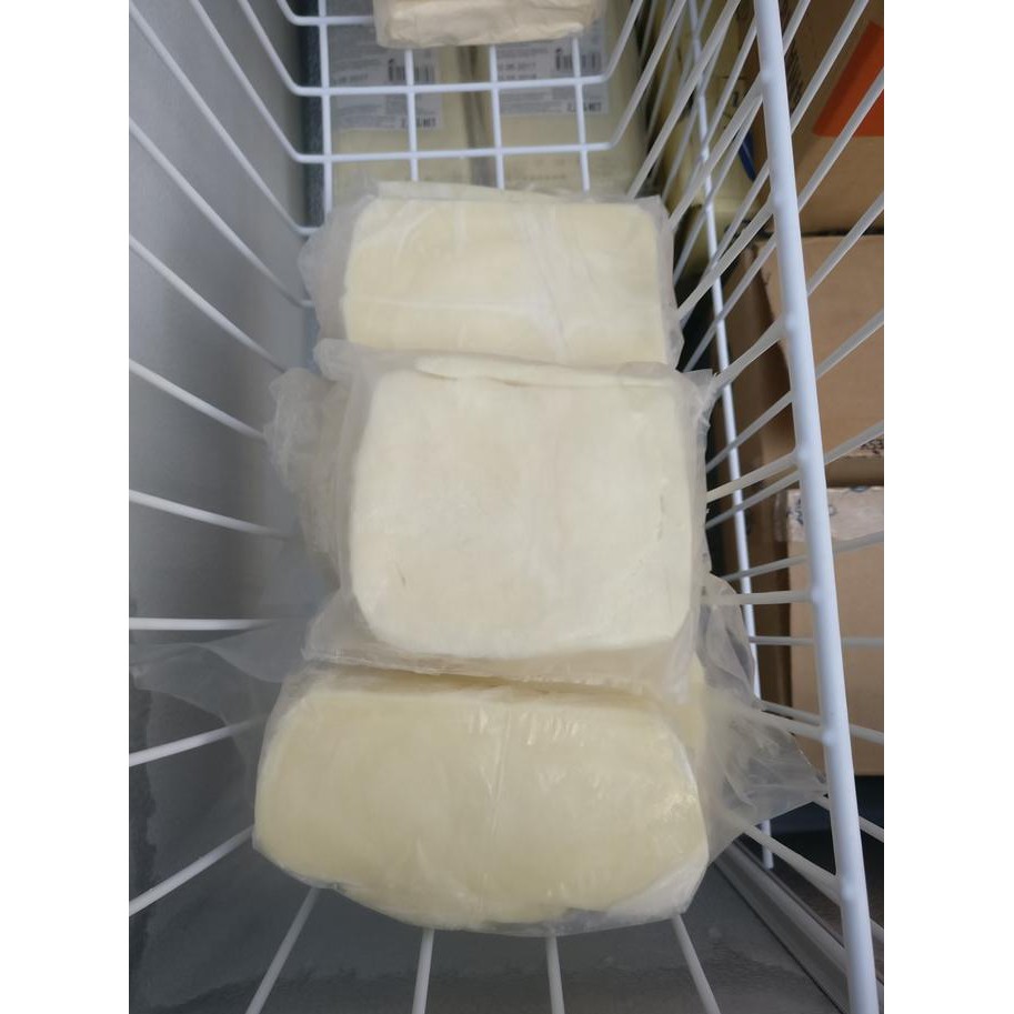 

ENAK KEJU MOZARELLA BLOK 250 GR RETAIL TERLEZAT