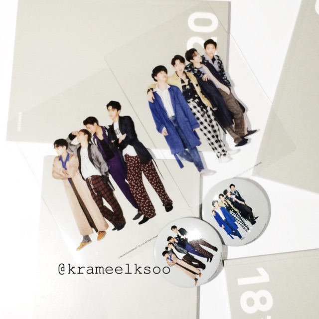 EXO Official Pin & Transparent PC (season greetings 2018 benefit) postcard / photocard