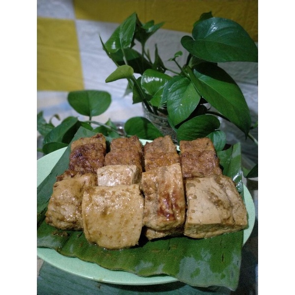 

TEMPE TAHU BACEM FROZEN pembelian 1pack isi 10freesambel