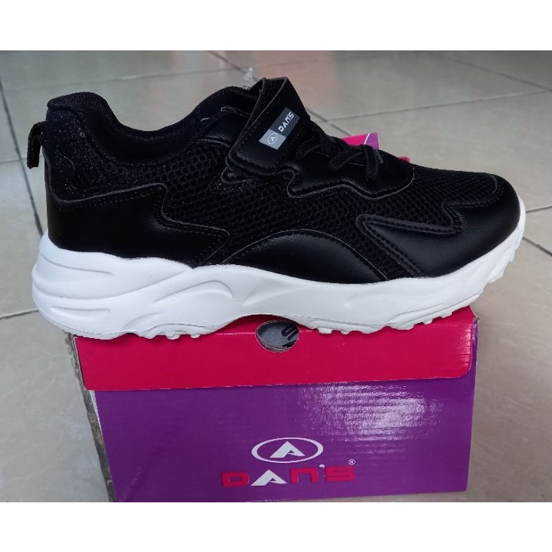 sepatu anak Dans Raline handtag Rp 209.800-BLACK