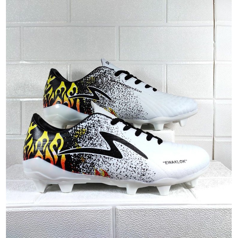SPECS EWAKLOK  SEPATU BOLA SPECS EWAKLOK GRADE ORI