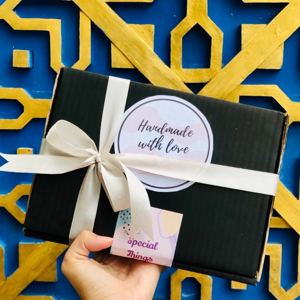 HAMPERS CEWEK /Hampers Hadiah wisuda kado wedding pernikahan gift box parcel termurah BOX TRANSPARAN HITAM COKLAT/ Mothers day Gift box special girly special cocok untuk birthday kado anniversary ulang tahun semprotulation