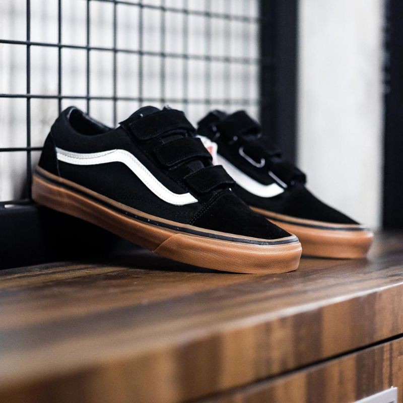 Vans Oldskool Velcro Classic "Black / Gum"