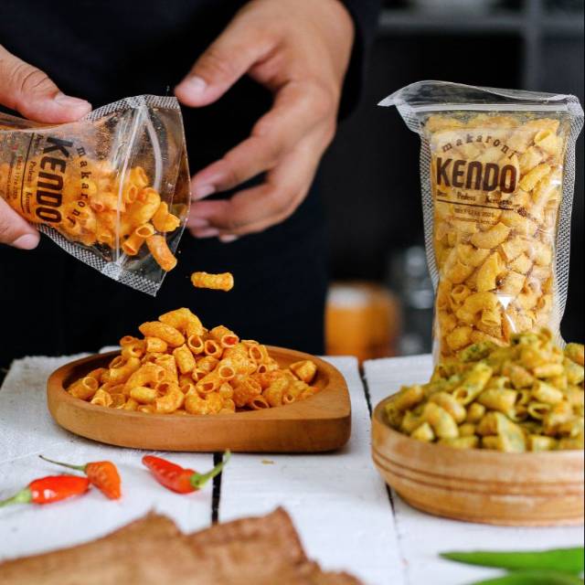 

MAKARONI KENDO / PEDAS CIKRUH / PEDAS DAUN JERUK / PEDAS CABE IJO / BALADO / KEJU / ORIGINAL