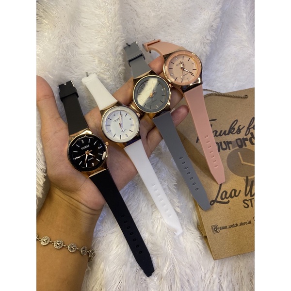 jam tangan karet / jam tangan simpel / jam tangan wanita / jam mini