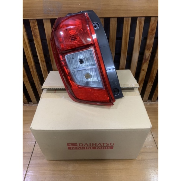 Lampu Belakang Stoplamp Calya Sigra Original Kiri-Kanan (Harga Satuan)