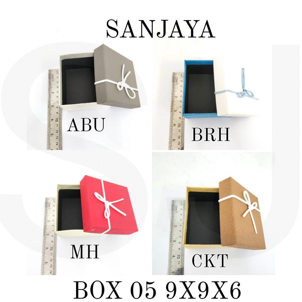 Box Kado / Kotak hampers / Bloom Box / Hard Box / Gift Box / Kotak Hadiah / Box 05 9x9x6