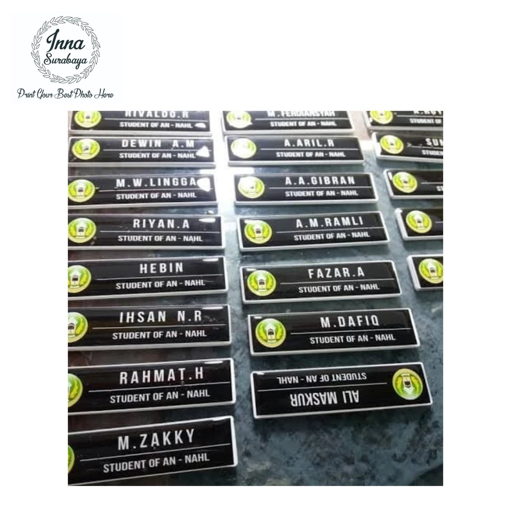 

NAME TAG AKRILIK