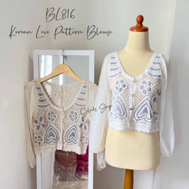 BL816 • Korean Love Pattern Blouse • Crochet Knit Crop Top • Puff Long Sleeve