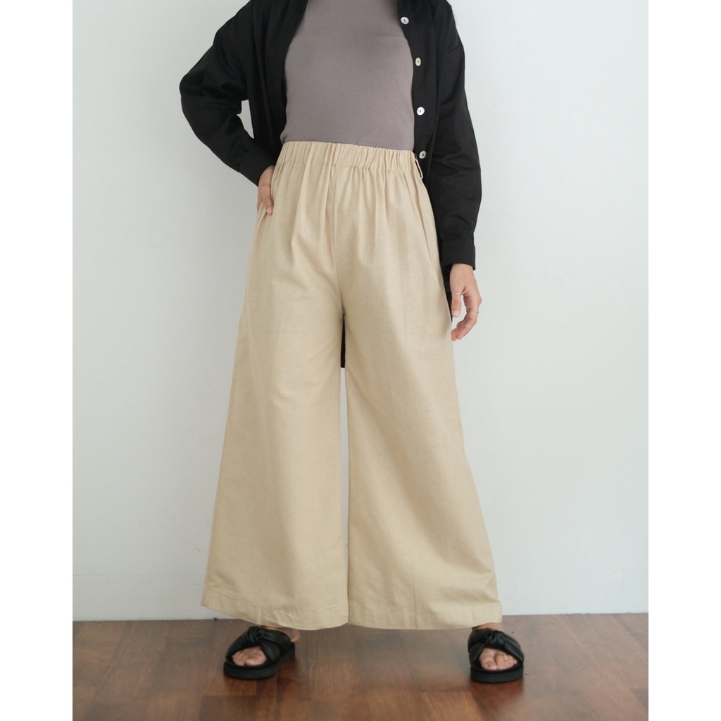 Myrubylicious QALEYA CULLOTE PANTS KODE H088