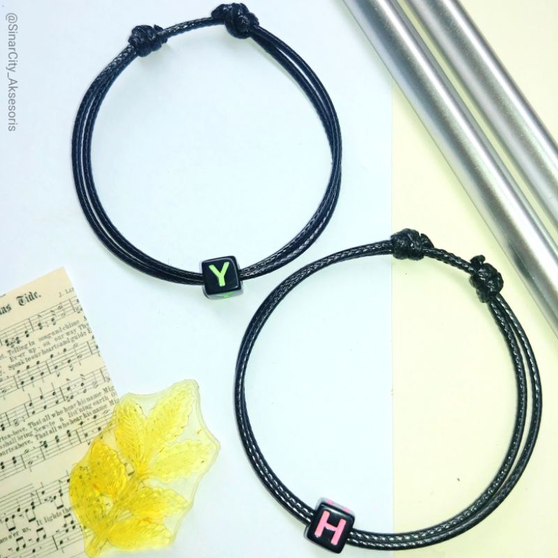 GELANG TALI KOREA WATERPROOF INISIAL HURUF WARNA | GELANG TALI INISIAL COUPLE | COD (Harga per 1 bij