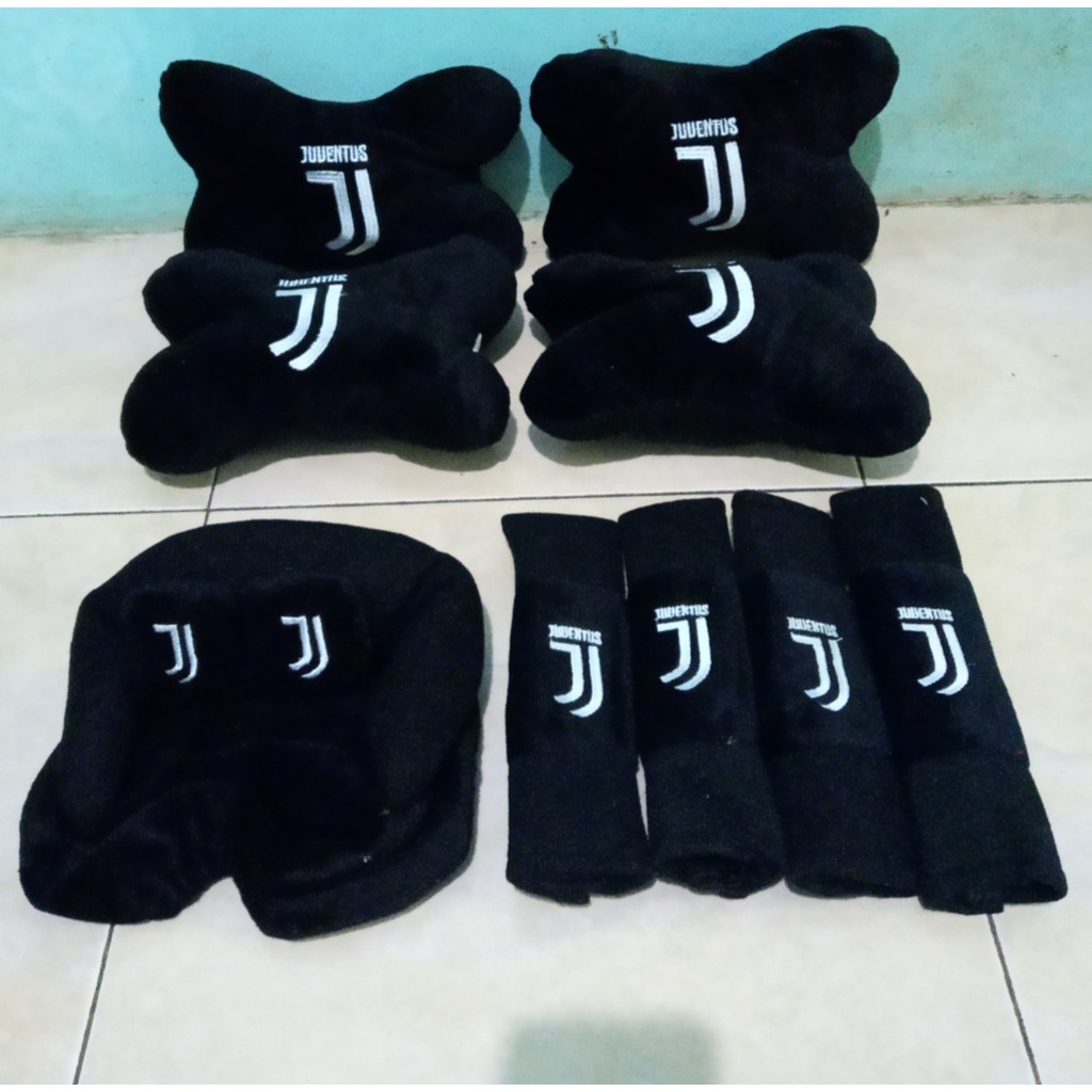 Bantal Mobil JUVENTUS Hitam Bantal Isi 4 Sandaran Leher Kepala Juventus Black