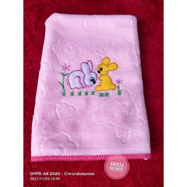 HANDUK BAYI (100x50cm) kain emboss lembut bordil lucu