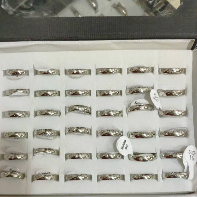 Cincin titanium isi 36pcs putih permata polos