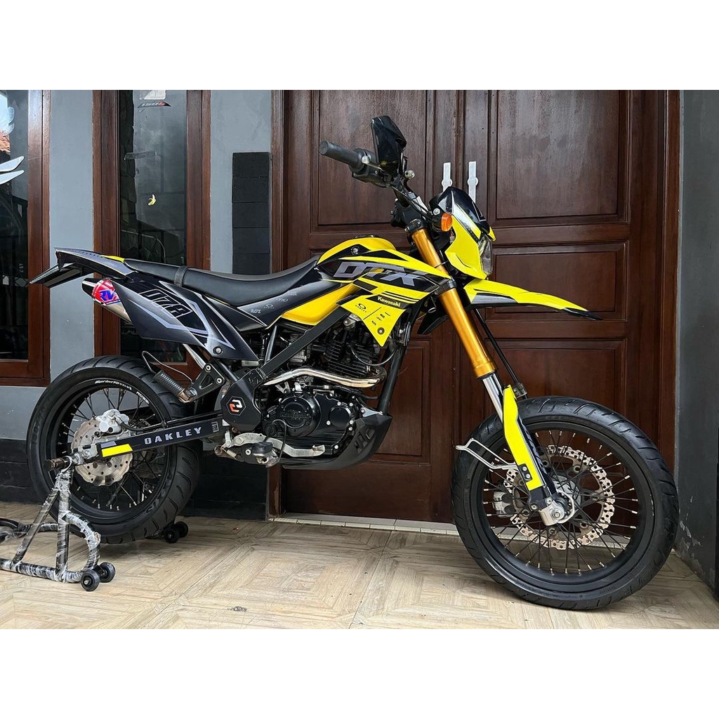 decal stiker klx dtracker kuning full body custom keren glosyy halus