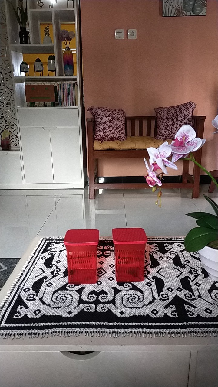 Family Mate Square & Family Mate Small Malaysia / Indonesia (1 Pcs) Toples Tupwr