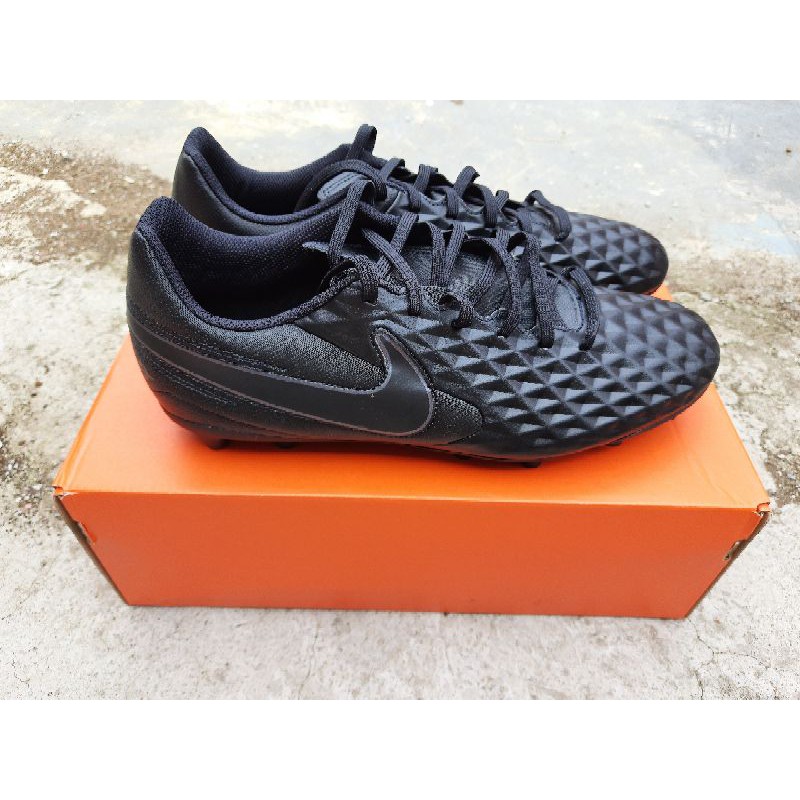 SEPATU BOLA NIKE TIEMPO LEGEND 8 CLUB FG/MG 100% ORIGINAL BNIB