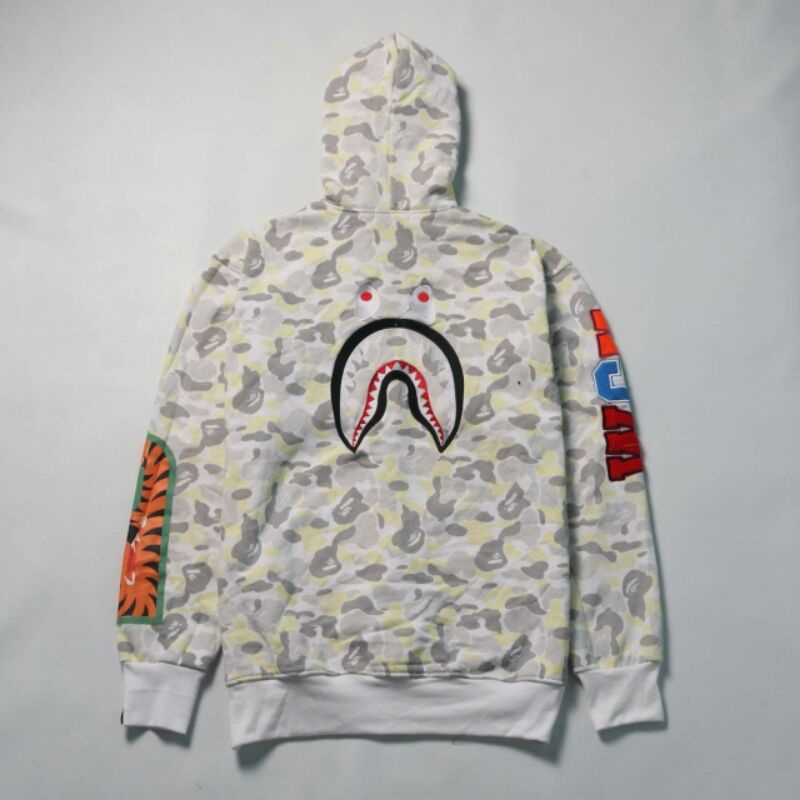 Bape embroidery shark PUBG mobile shark full zip hoodie (rare item)