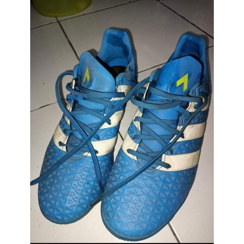 Adidas Ace 16.3